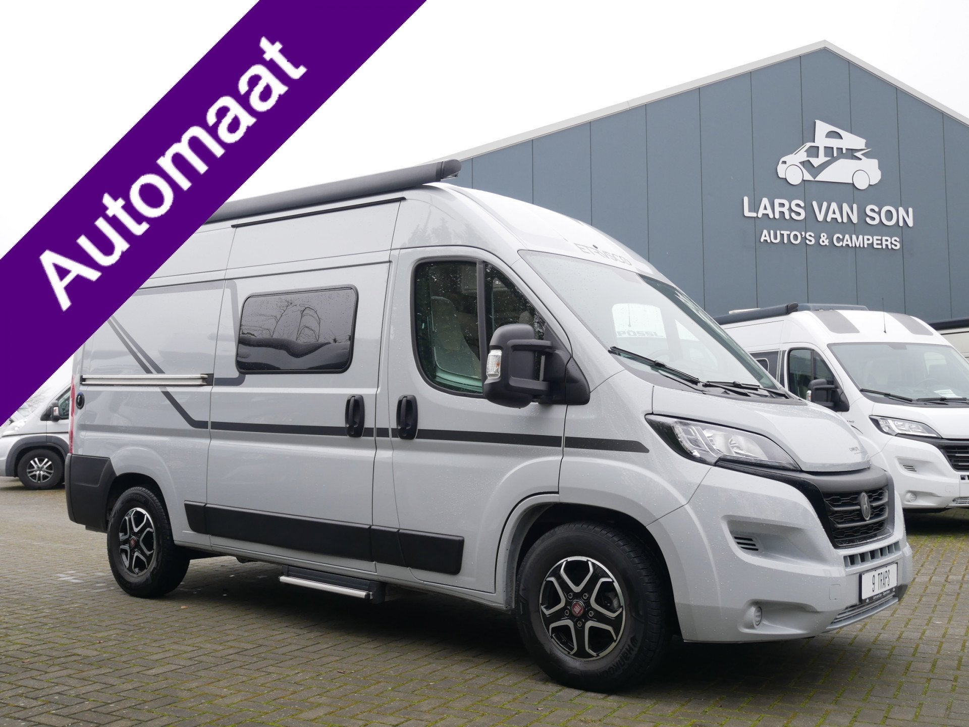 Laika (Etrusco) 540 DB, 9-Traps Automaat, 5.40 Meter Buscamp, Caravans en Kamperen, Campers, Automaat, Buscamper of Camperbus