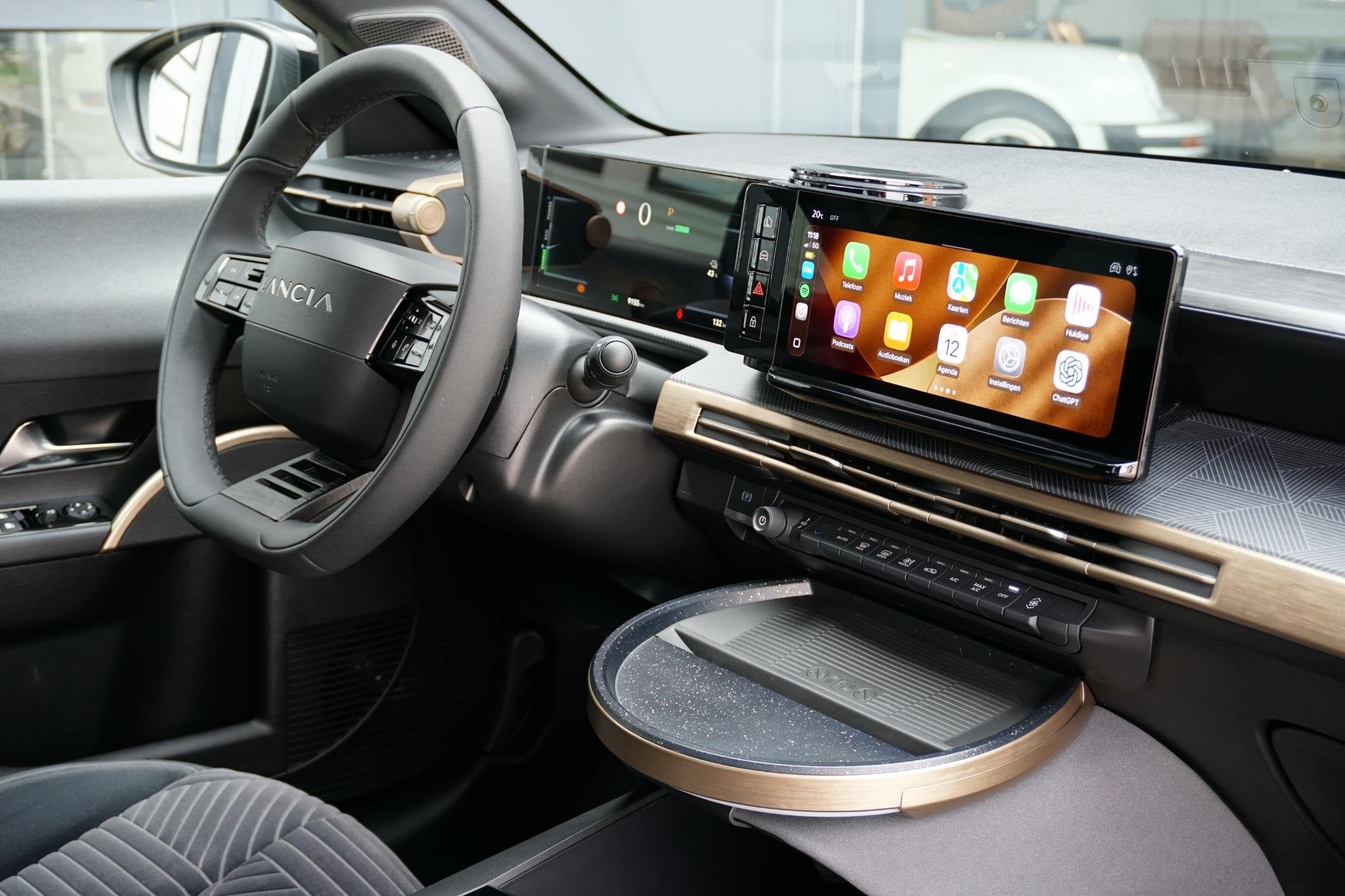 Lancia Ypsilon Edizione Limitata 51 kWh + 360° CAMERA / DOD, Gebruikt, 156 pk, Alcantara, Ypsilon