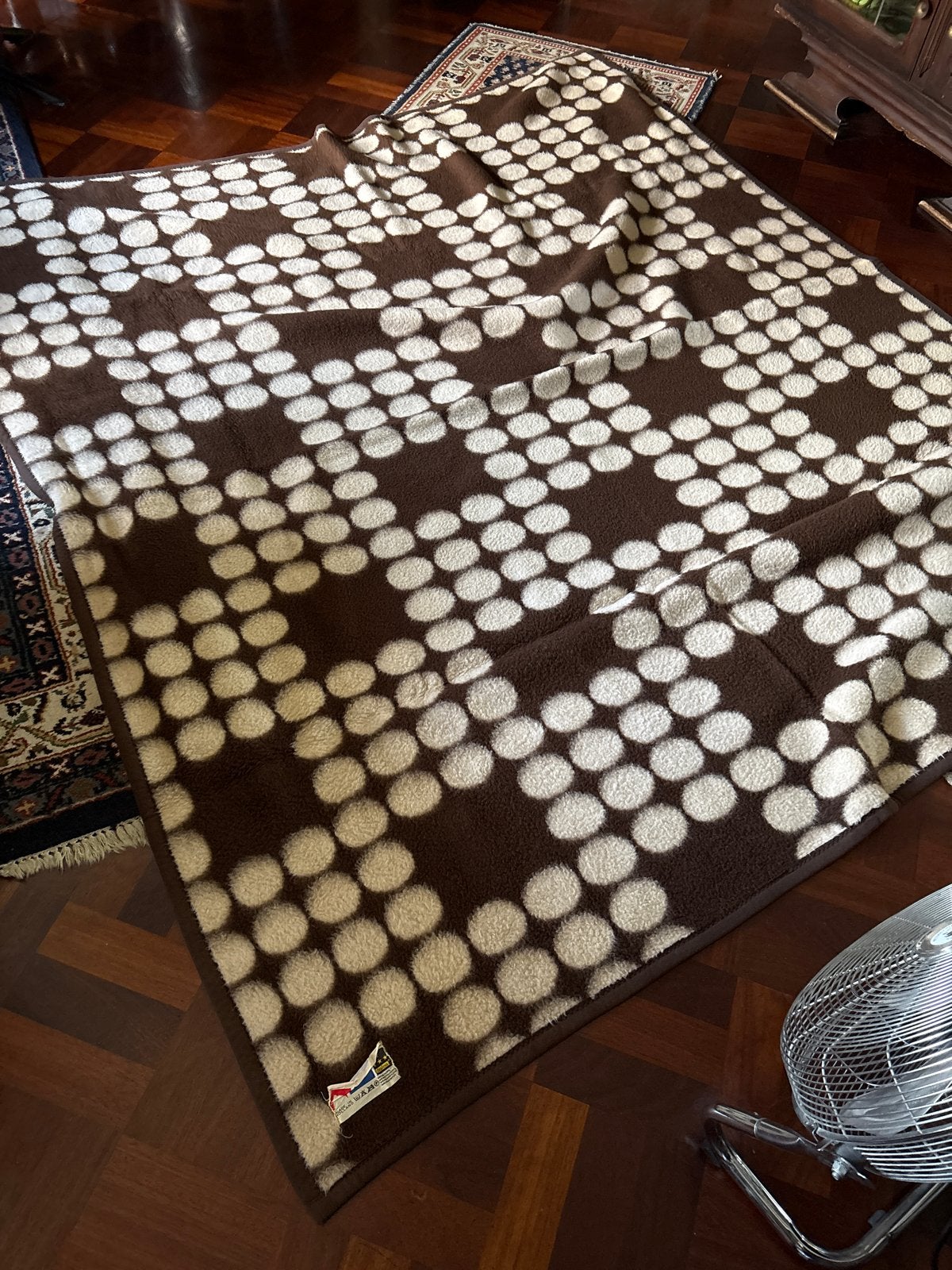 Vintage Didas Deken 160x120 - Bruin met Witte Stippen, Huis en Inrichting, Woonaccessoires | Plaids en Woondekens, Gebruikt, Woondeken