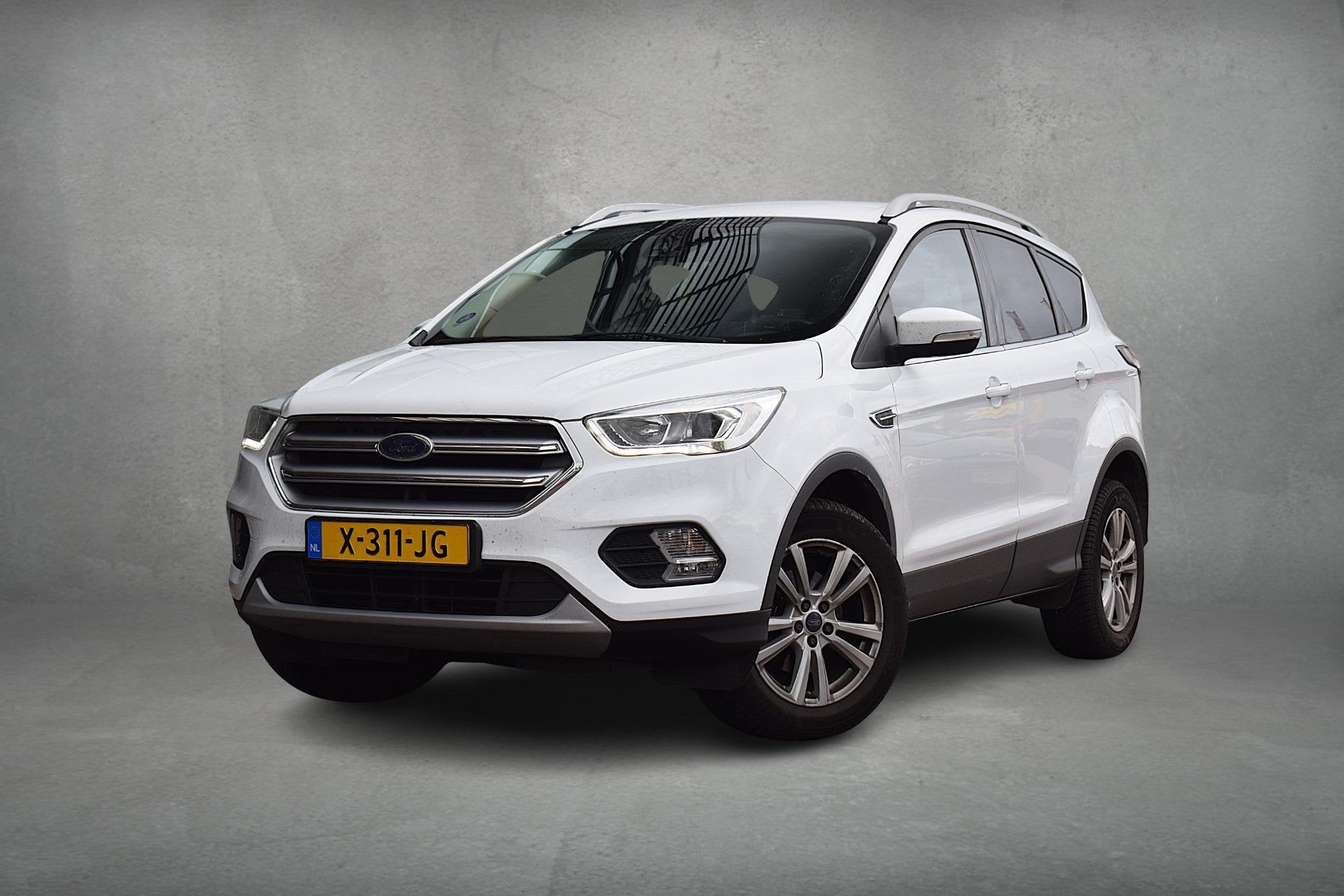 Ford Kuga 1.5 EcoBoost Titanium | Trekhaak | Stuur- en Stoel, Auto's, Stof, Euro 6, 4 cilinders, Wit
