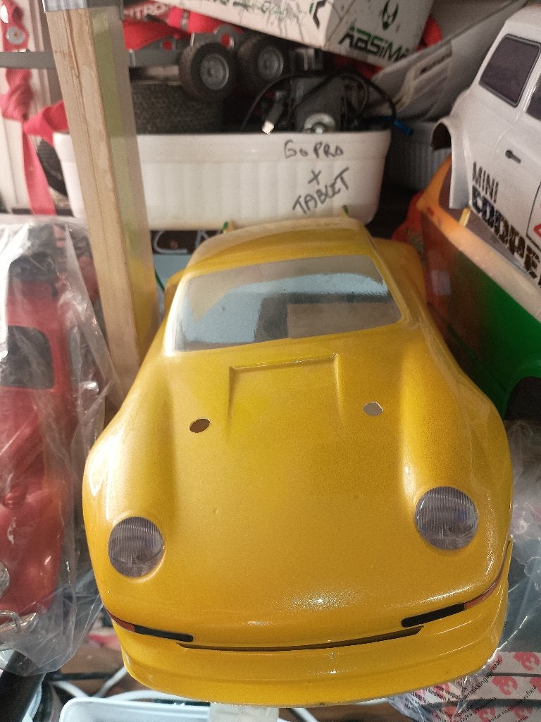 2 nieuwe 1/10 M bodys 210mm wielbasis, Nieuw, Schaal 1:10, Onderdeel, Overige typen