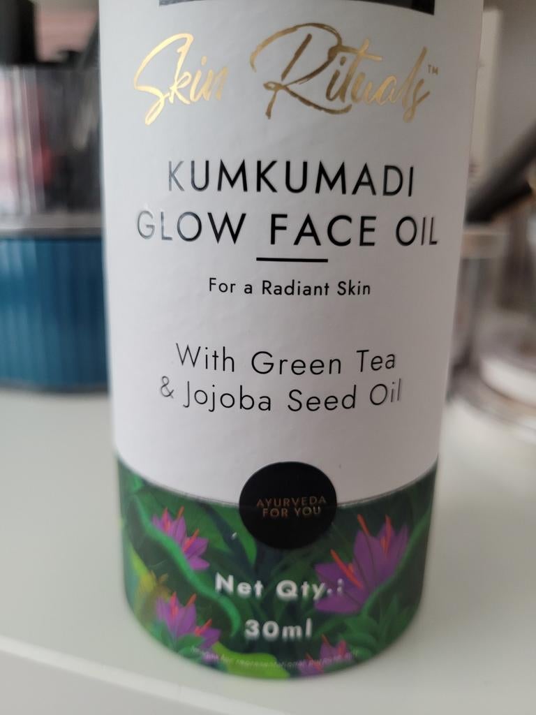Gezicht olie, Ophalen, Nieuw, Aroma