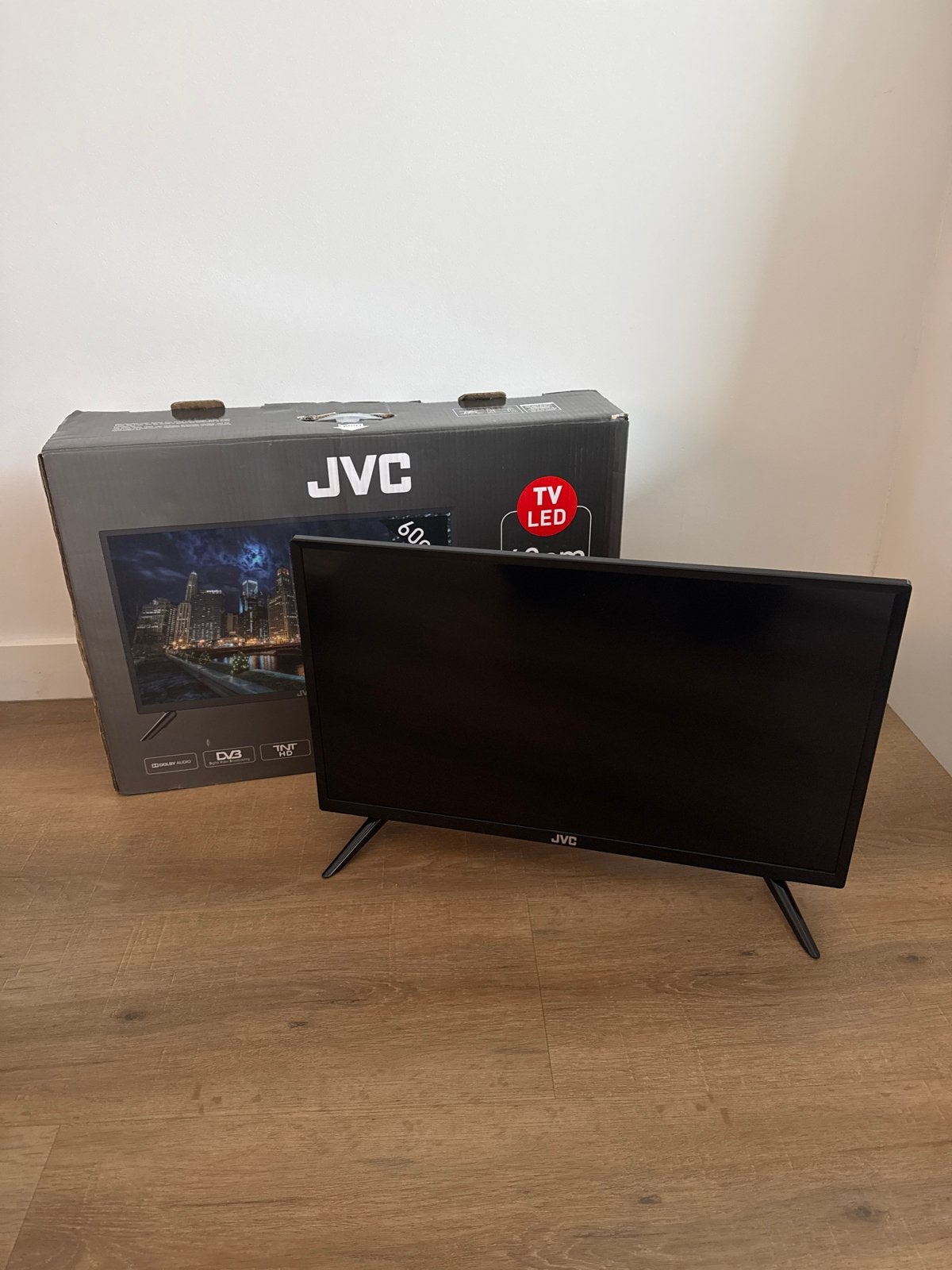 JVC LT-24HA82U 60cm LED TV - Zo goed als nieuw, Overige merken, LED, HD Ready (720p), Ophalen of Verzenden