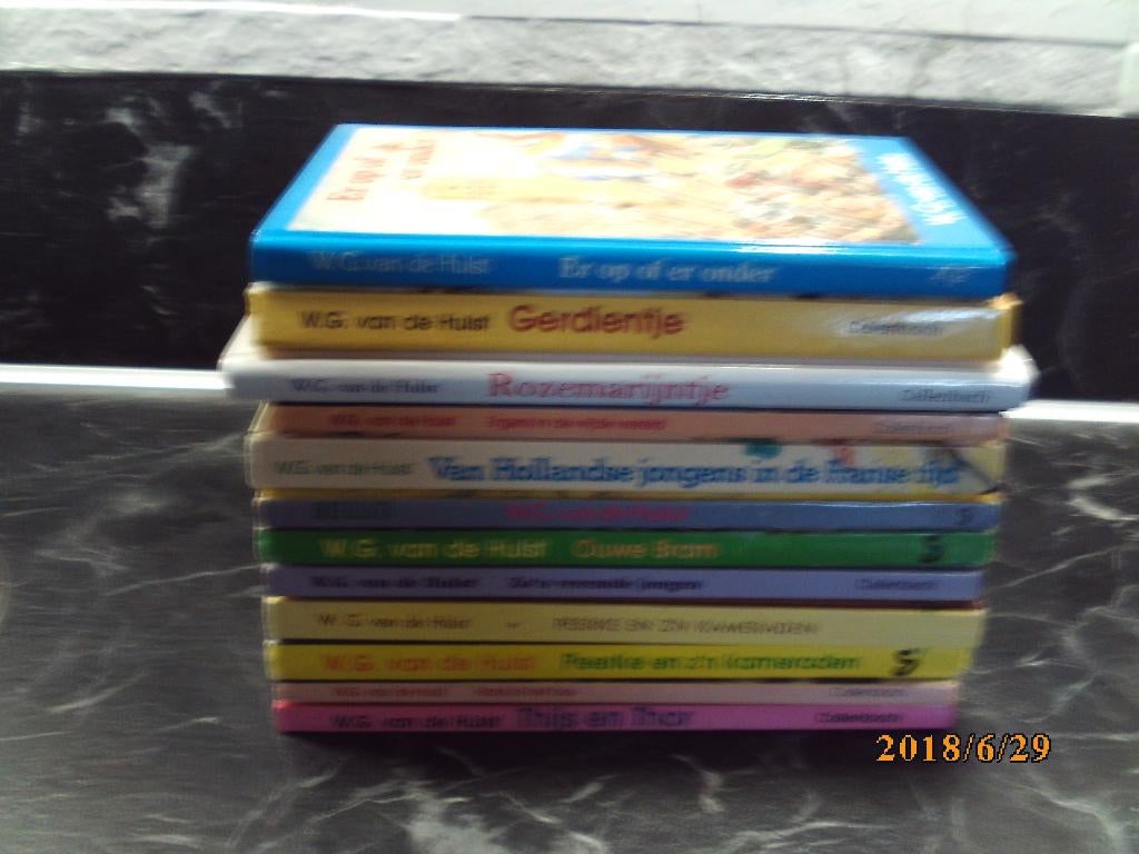 12 boeken w.g. van de hulst, Boeken, Ophalen of Verzenden, Gelezen, Fictie algemeen