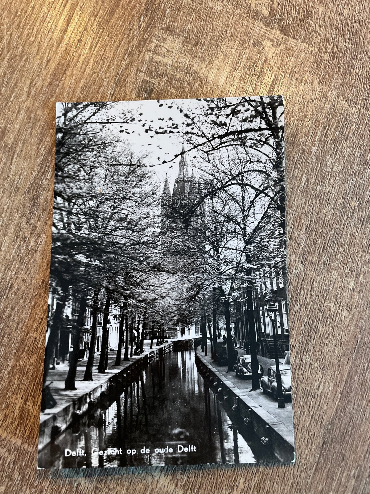 Oude Delft, Delft - Zwart-wit ansichtkaart, Verzamelen, Ophalen of Verzenden, 1940 tot 1960, Ongelopen, Zuid-Holland