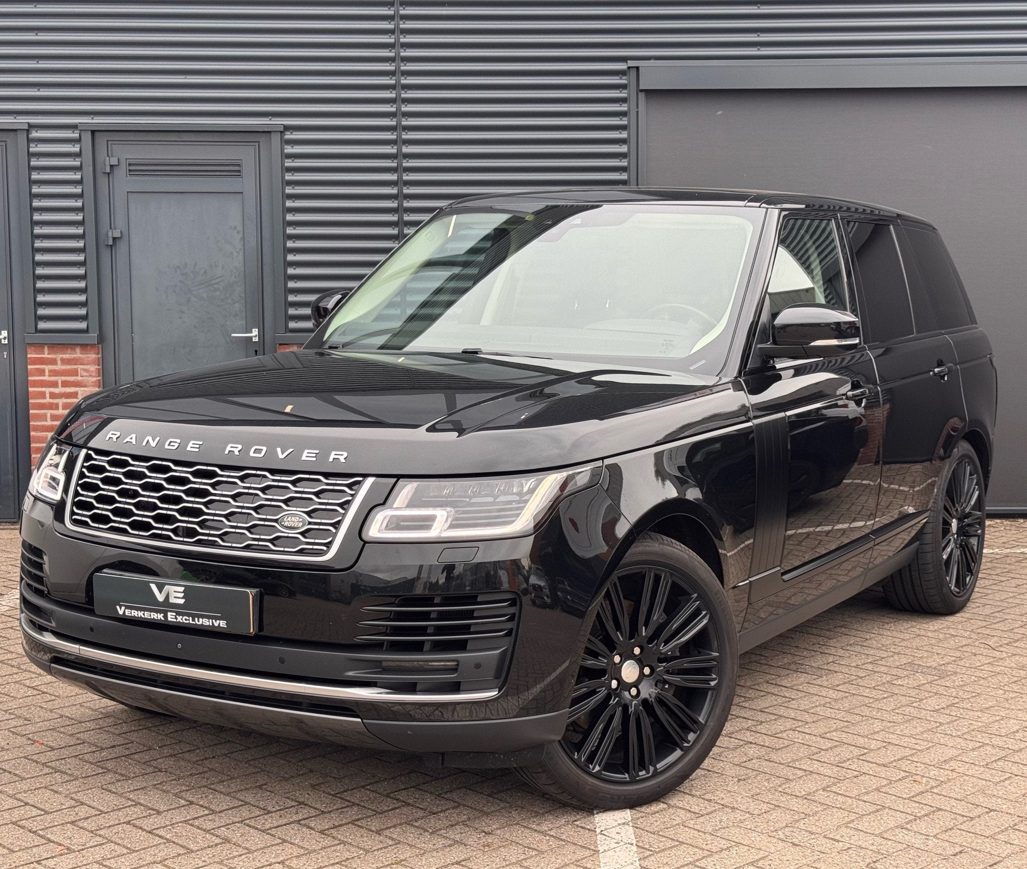 Land Rover Range Rover VOGUE P400e Lucht Memory Full Option, Auto's, Land Rover, Gebruikt, 4 cilinders, 2500 kg, Zwart