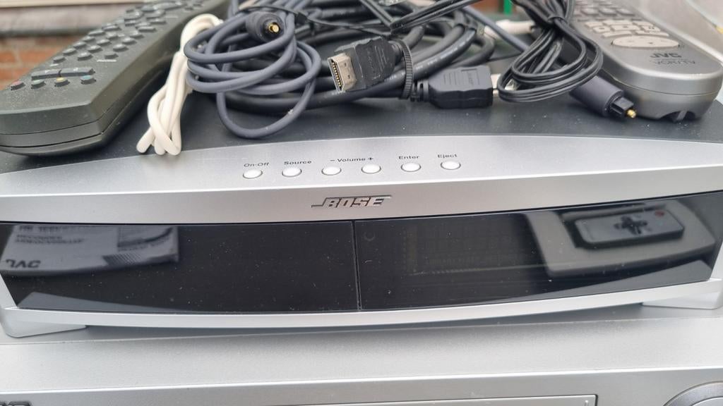 BOSE geluidsinstallatie compleet., Ophalen