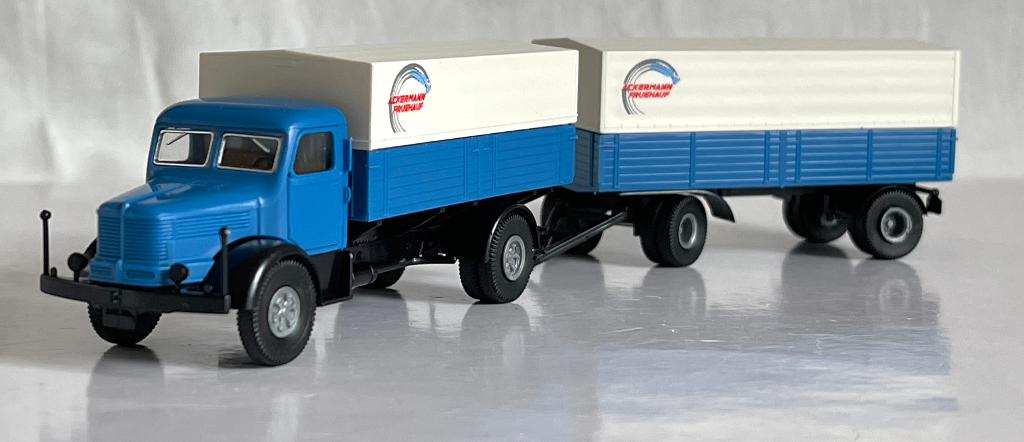 Brekina: Krupp Mustang "Ackermann Fruehauf", Ophalen, Zo goed als nieuw, Bus of Vrachtwagen, Brekina