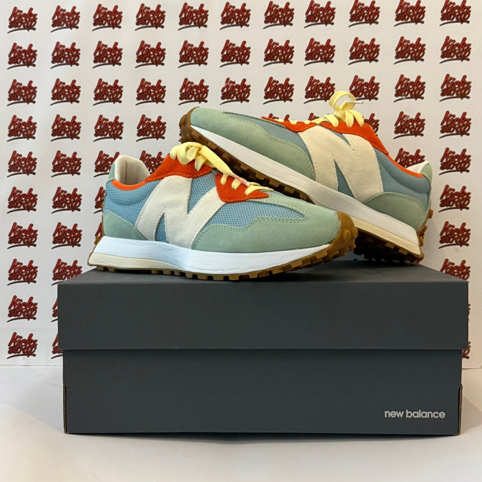 New Balance 327 x Todd Snyder NY | EU 42, Kleding | Heren, Overige kleuren, Ophalen of Verzenden, Sneakers of Gympen, Zo goed als nieuw