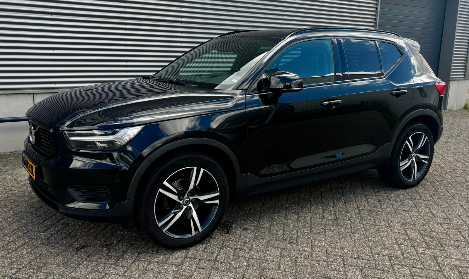 Volvo XC40 T3 163pk Geartronic R-Design, Auto's, 1525 kg, Origineel Nederlands, Particulier, SUV of Terreinwagen