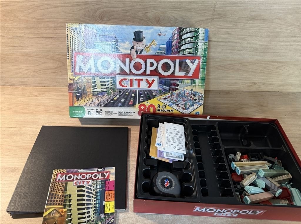 monopoly city - s6946, Hobby en Vrije tijd, Gezelschapsspellen | Bordspellen, Verzenden, Zo goed als nieuw