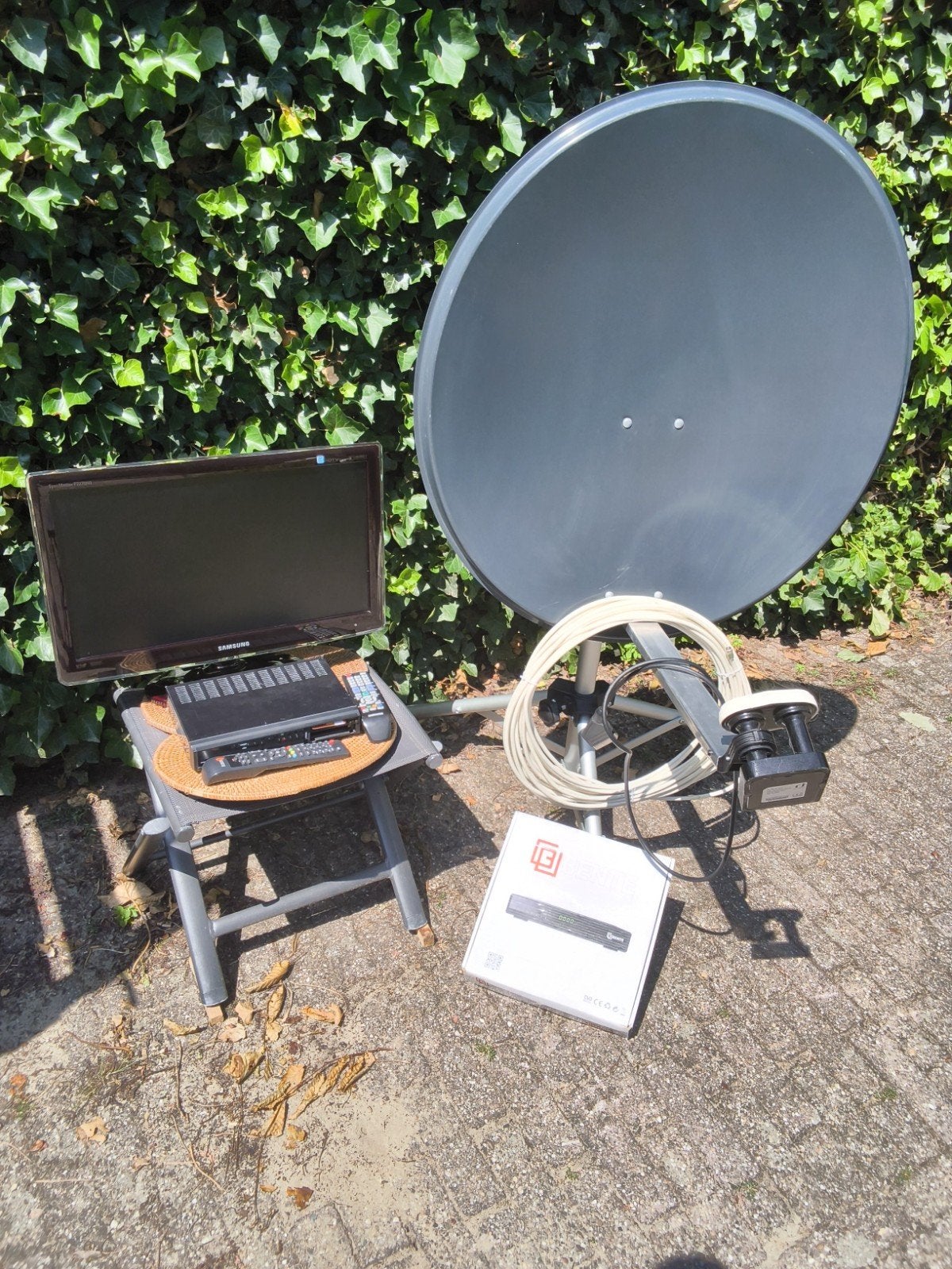 Complete Satelliet set., Ophalen of Verzenden, Gebruikt, (Schotel)antenne, Samsung