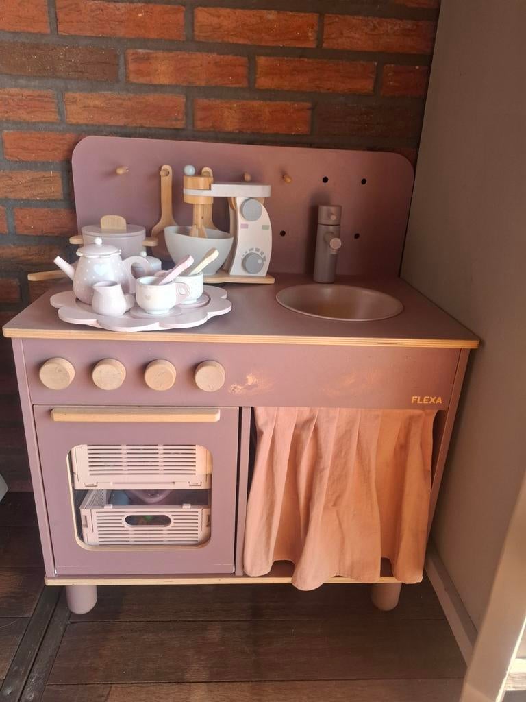 Flexa kinderkeukentje(oud roze), Ophalen, Gebruikt, Hout, Speelkeuken