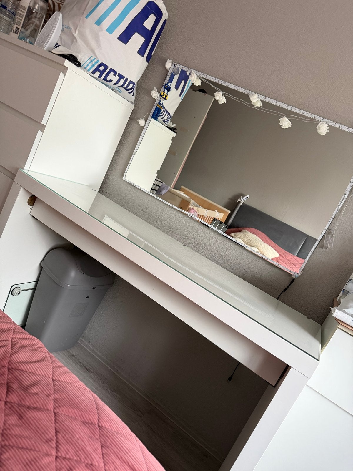 Witte make-up tafel met spiegel en lade, Huis en Inrichting, Tafels | Kaptafels, Ophalen, Gebruikt, 100 tot 150 cm, Minder dan 100 cm