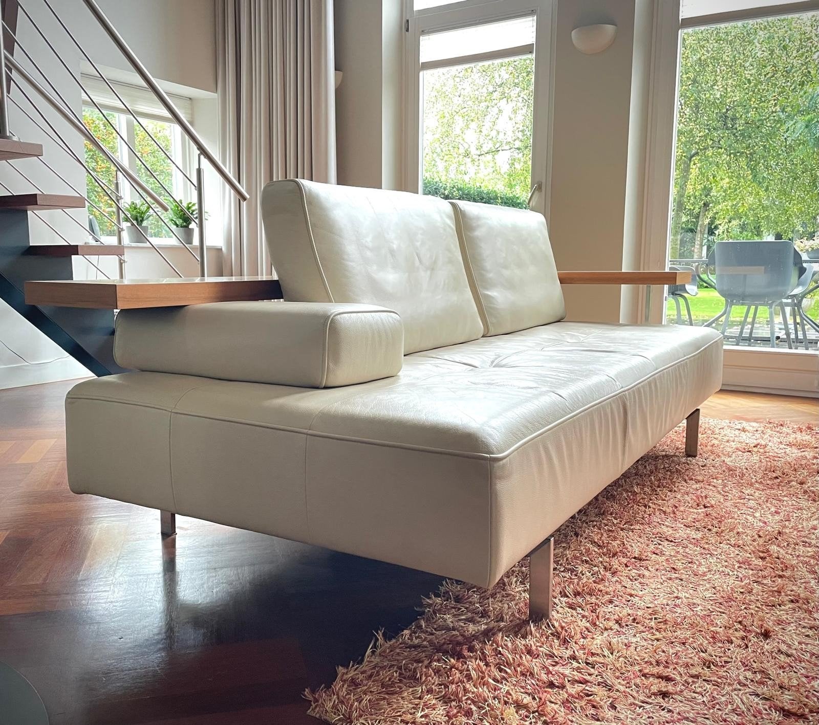 Rolf Benz bank - Crèmekleurig leer - Zeer goede staat, Ophalen, Modern design, 100 tot 125 cm, Tweepersoons