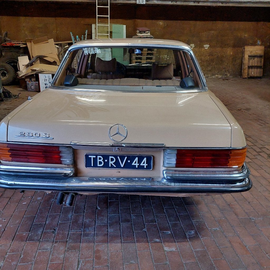 Mercedes Benz 280S  W116 bj1975, Achterwielaandrijving, 160 pk, Leder en Stof, Beige