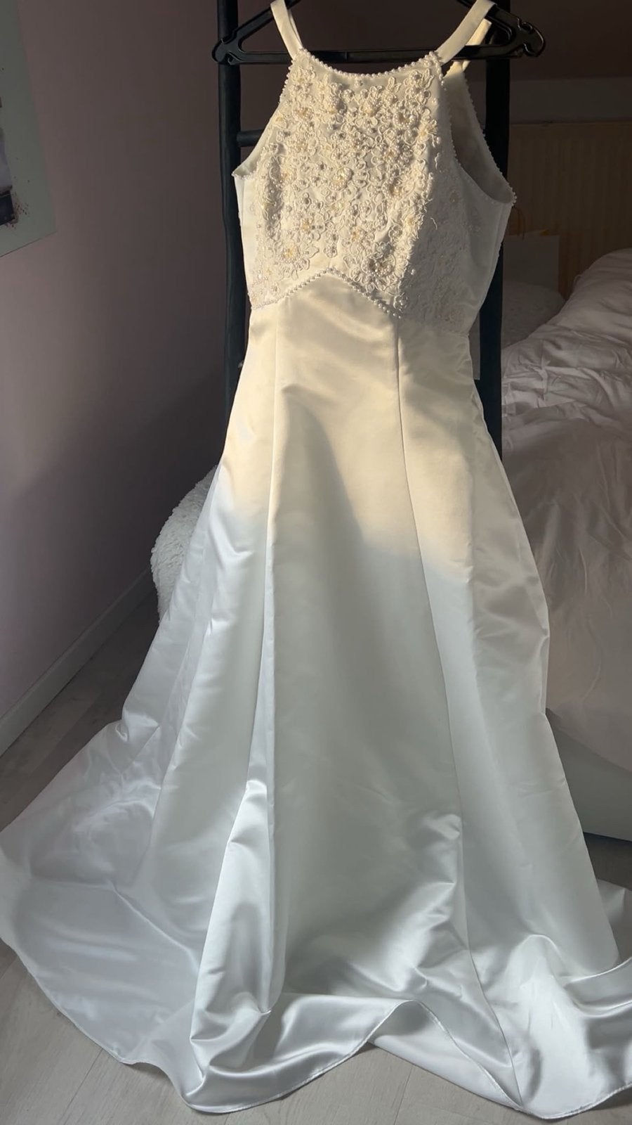 Elegante satijnen bruidsjurk Eden Bridal, maat 36, Ophalen of Verzenden, Zo goed als nieuw, Wit, Trouwjurk