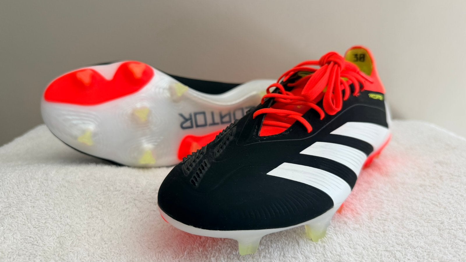 Adidas Predator 24 Elite Firm Ground 39 1/3, Ophalen, Maat XS of kleiner, Schoenen, Nieuw