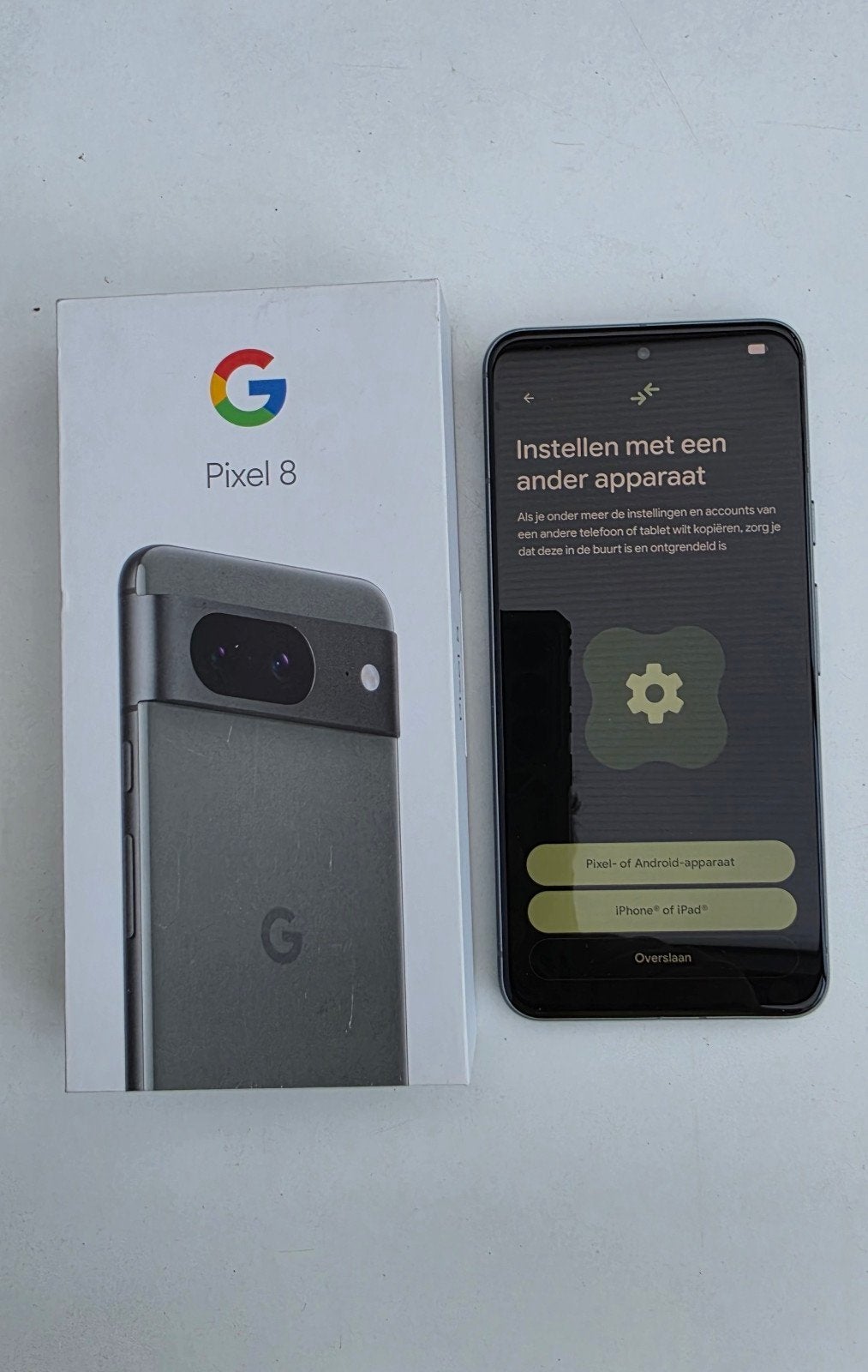 Google pixel 8,  refurbished by Google
