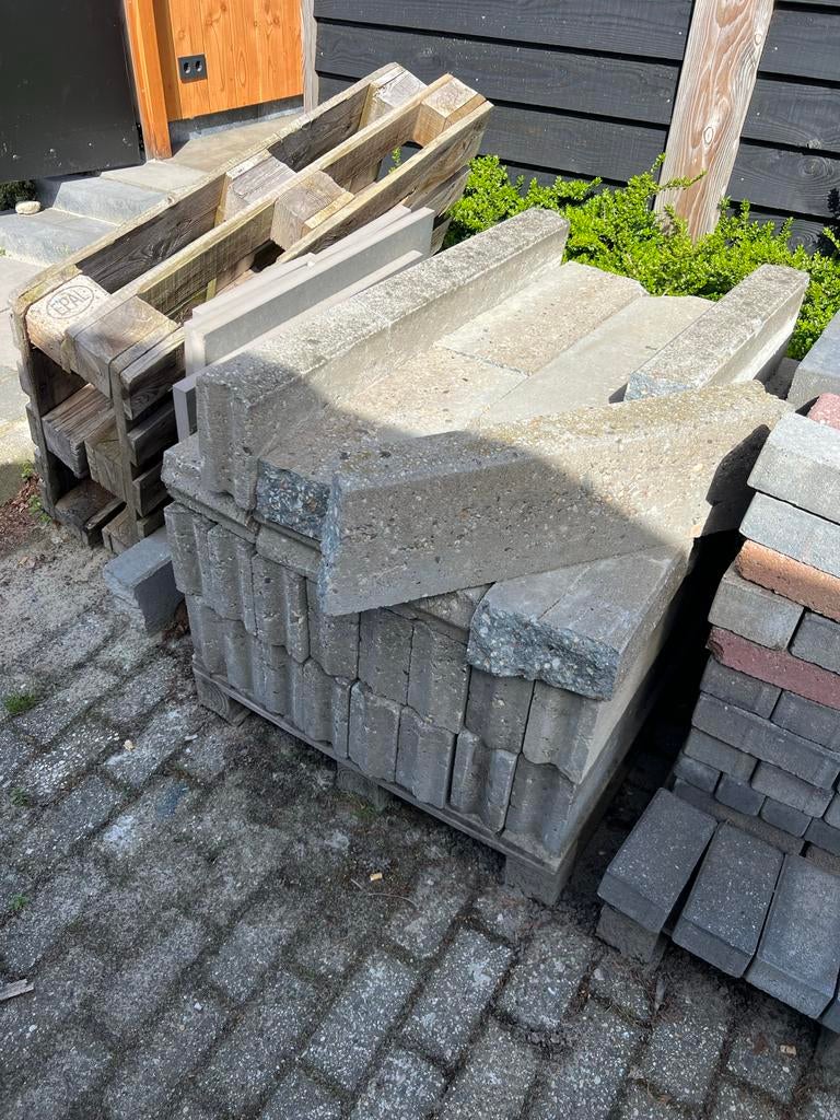 Trottoirbanden / Opsluitbanden - Diverse maten, Tuin en Terras, Tegels en Klinkers, Ophalen, Gebruikt, Overige typen, Minder dan 5 m²