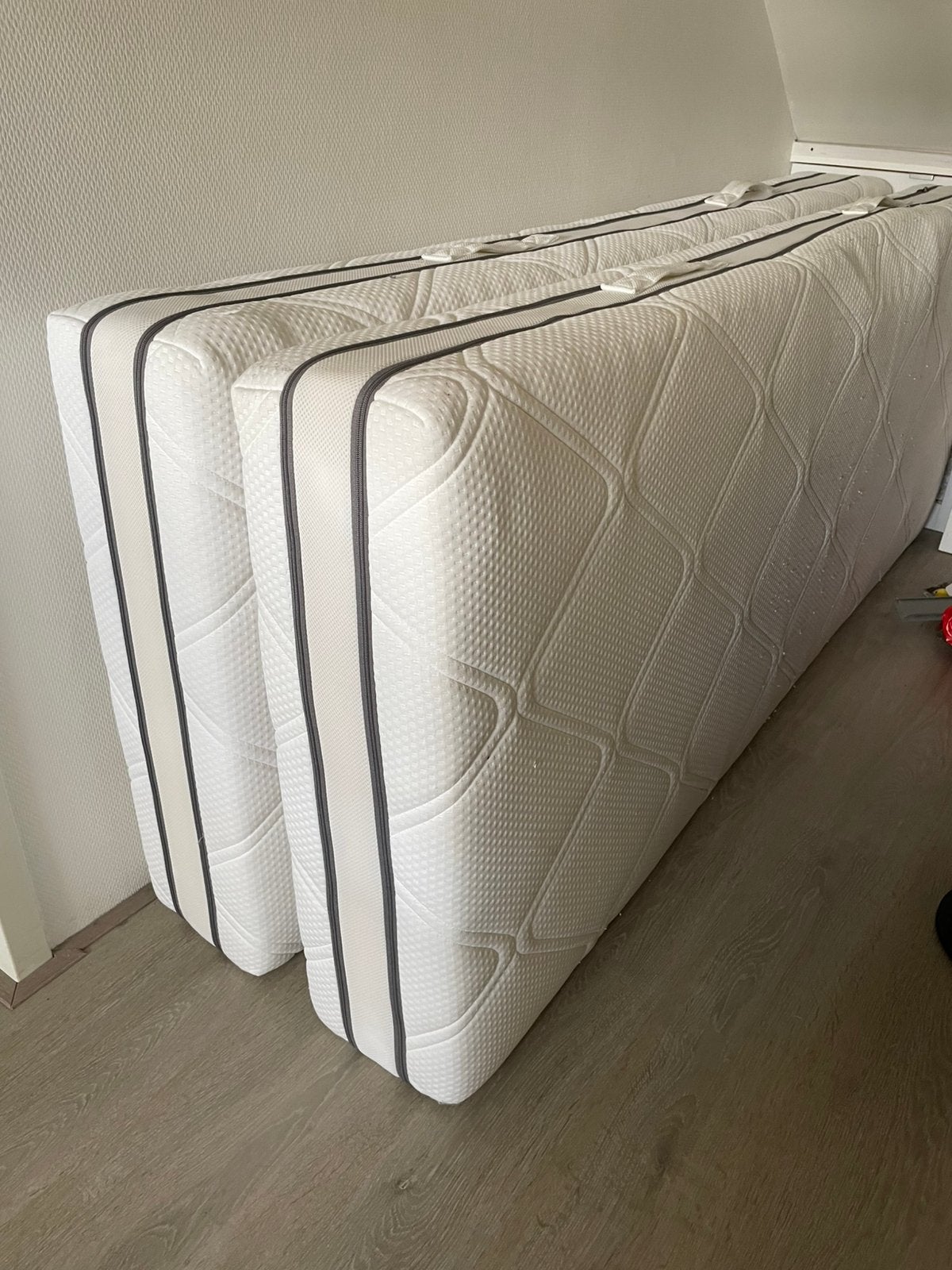 2x80cmx200cm pocketvering matras, Ophalen, Eenpersoons, Zo goed als nieuw, 80 cm
