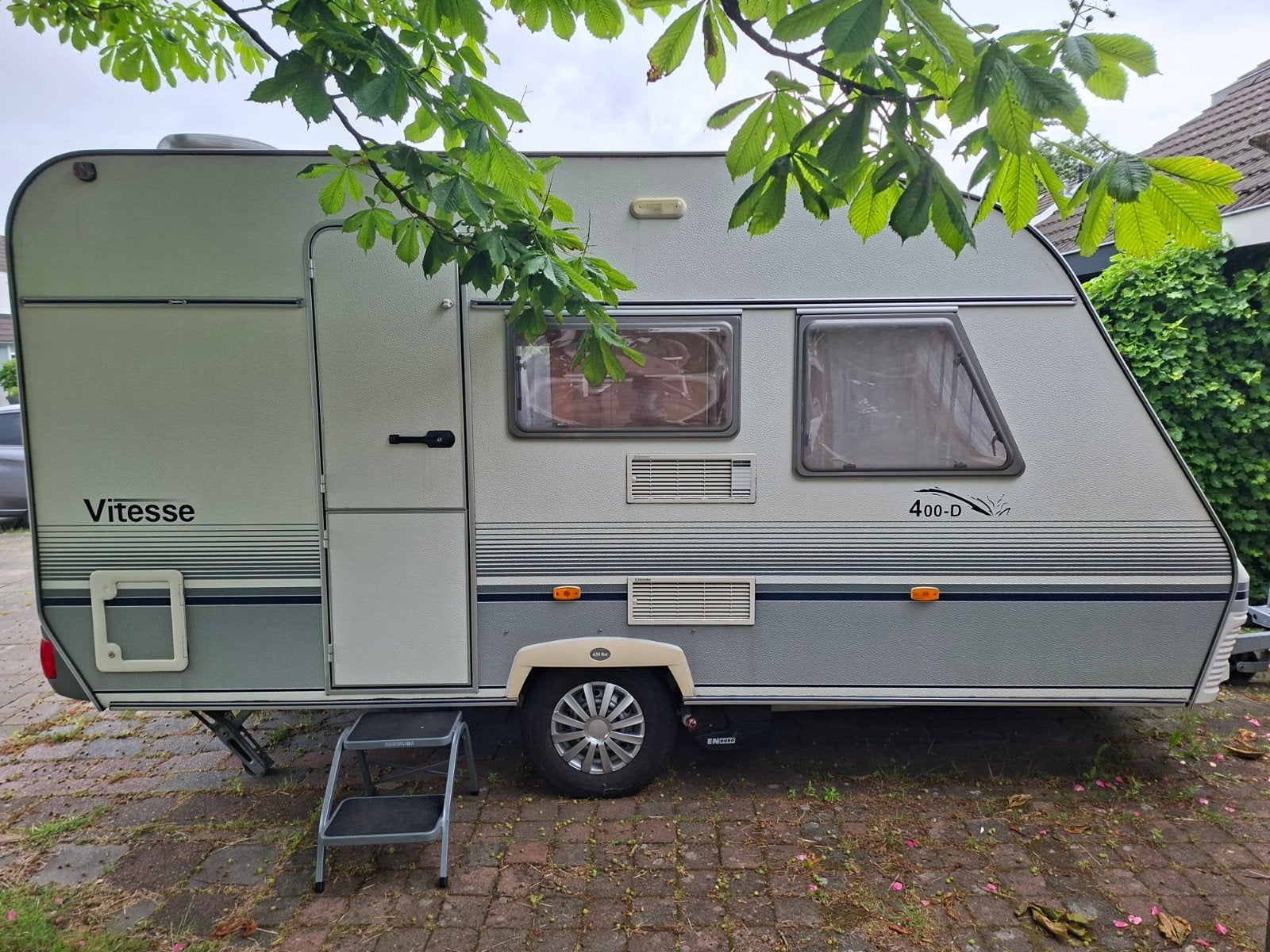 Te koop Beyerland Vitesse 400D, Caravans en Kamperen, Luifel, Treinzit, Particulier, Beyerland