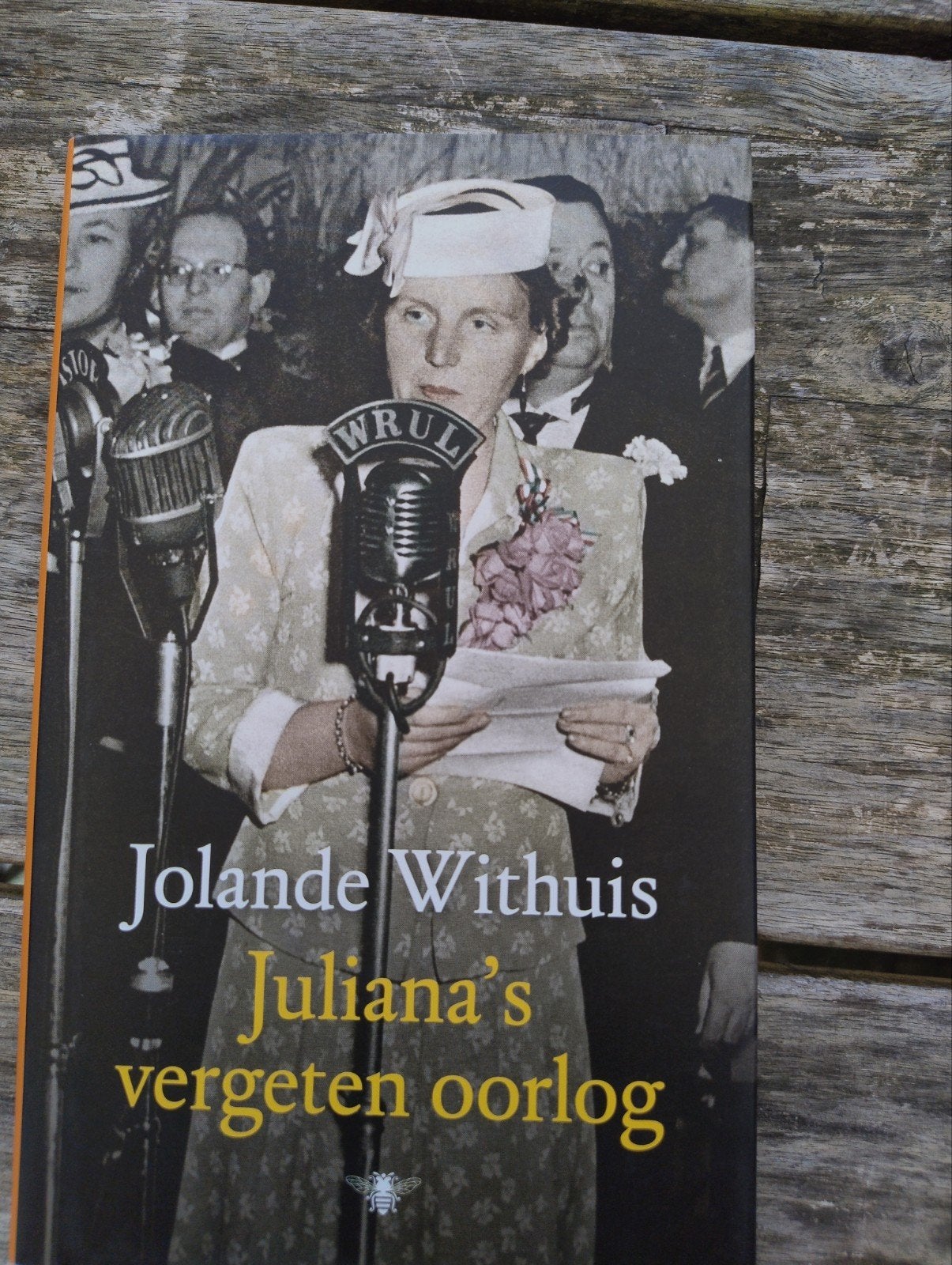 Juliana's vergeten oorlog - Jolande Withuis (Boek), Boeken, 20e eeuw of later, Europa, Ophalen of Verzenden, Zo goed als nieuw