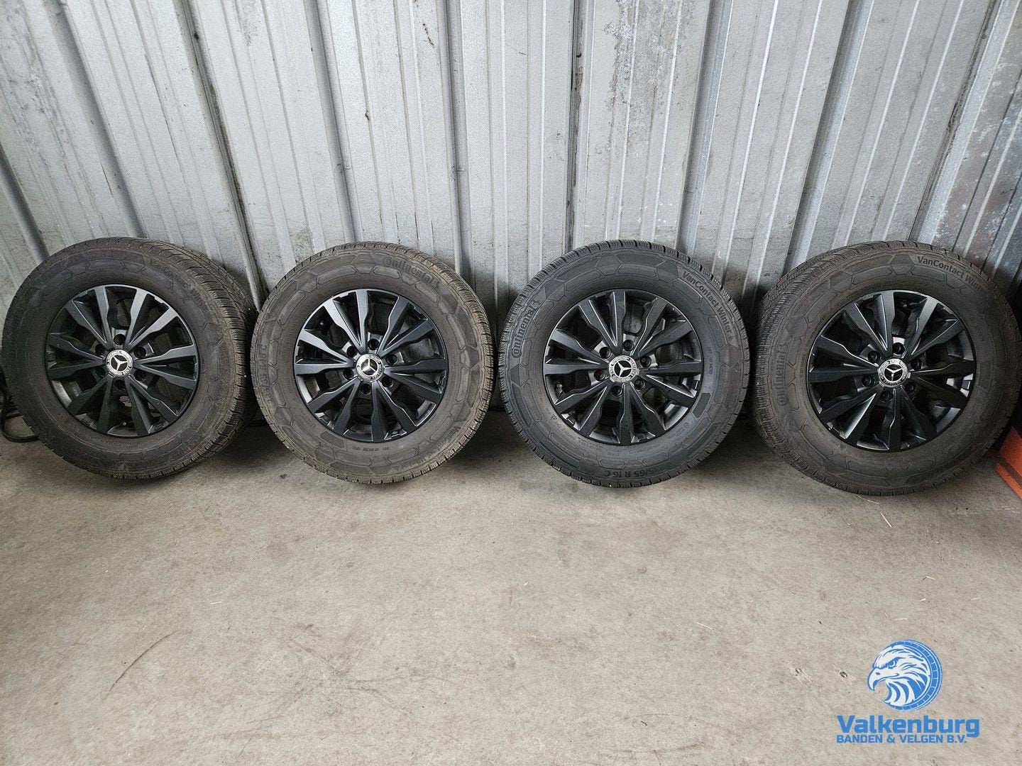 7mm! Mercedes Sprinter B907 B910 B906 16 inch zwarte velgen, -, Banden en Velgen, 235 mm, -