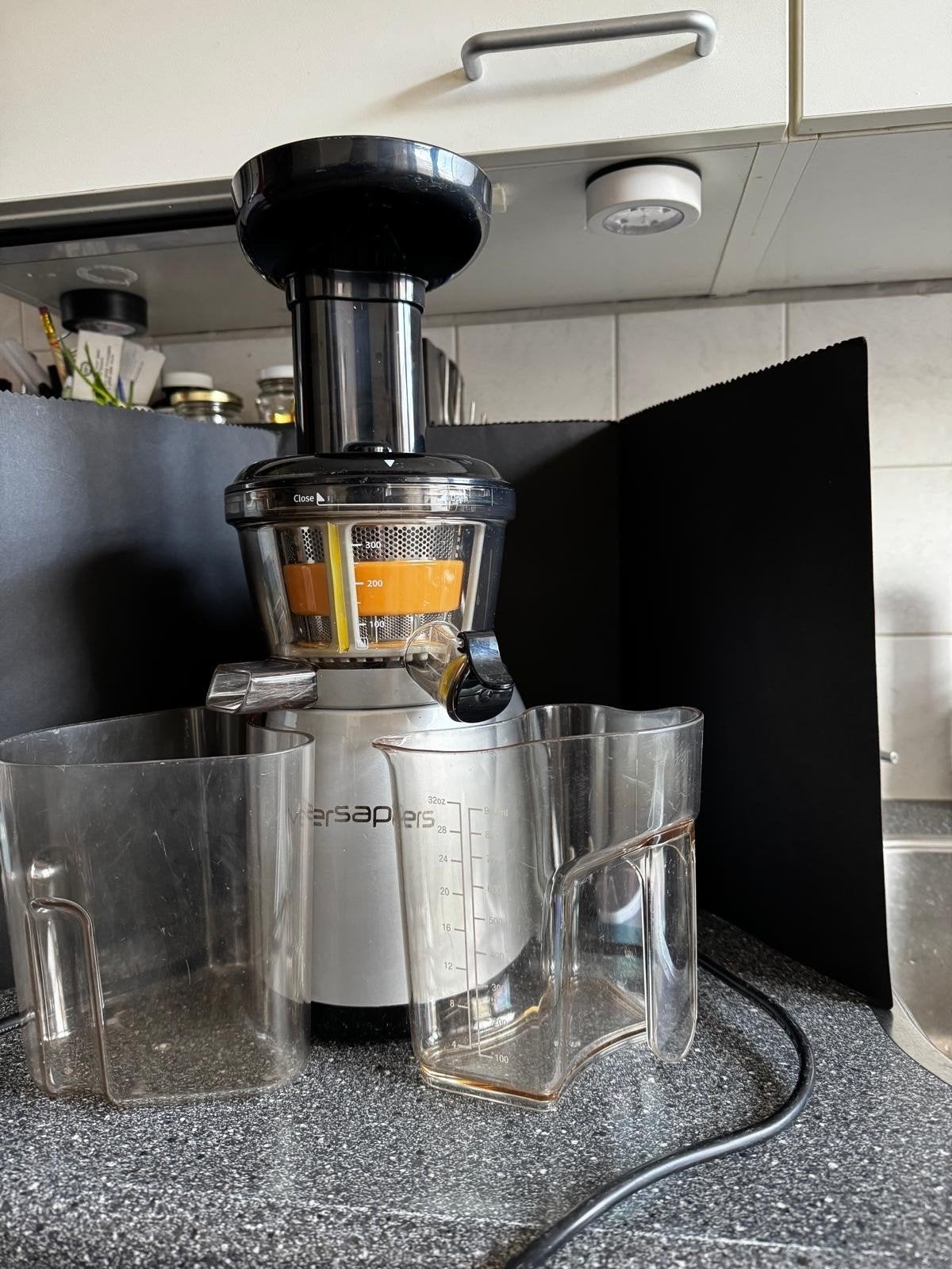 Versapers Emotion 3G Slowjuicer - Zo goed als nieuw, Ophalen, Zo goed als nieuw, Elektrisch, Slowjuicer