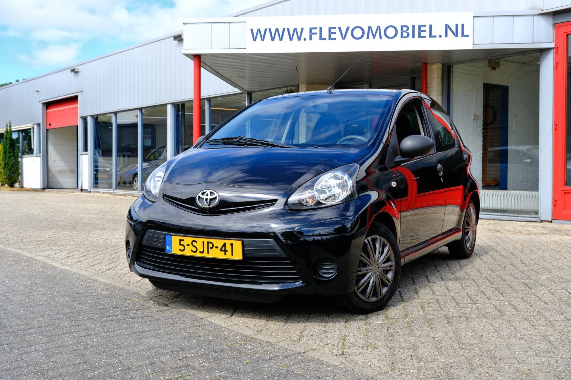 Toyota Aygo 1.0 VVT-i Now 5-drs Airco|95.930km!|1e Eigenaar, Voorwielaandrijving, Euro 5, Stof, Gebruikt