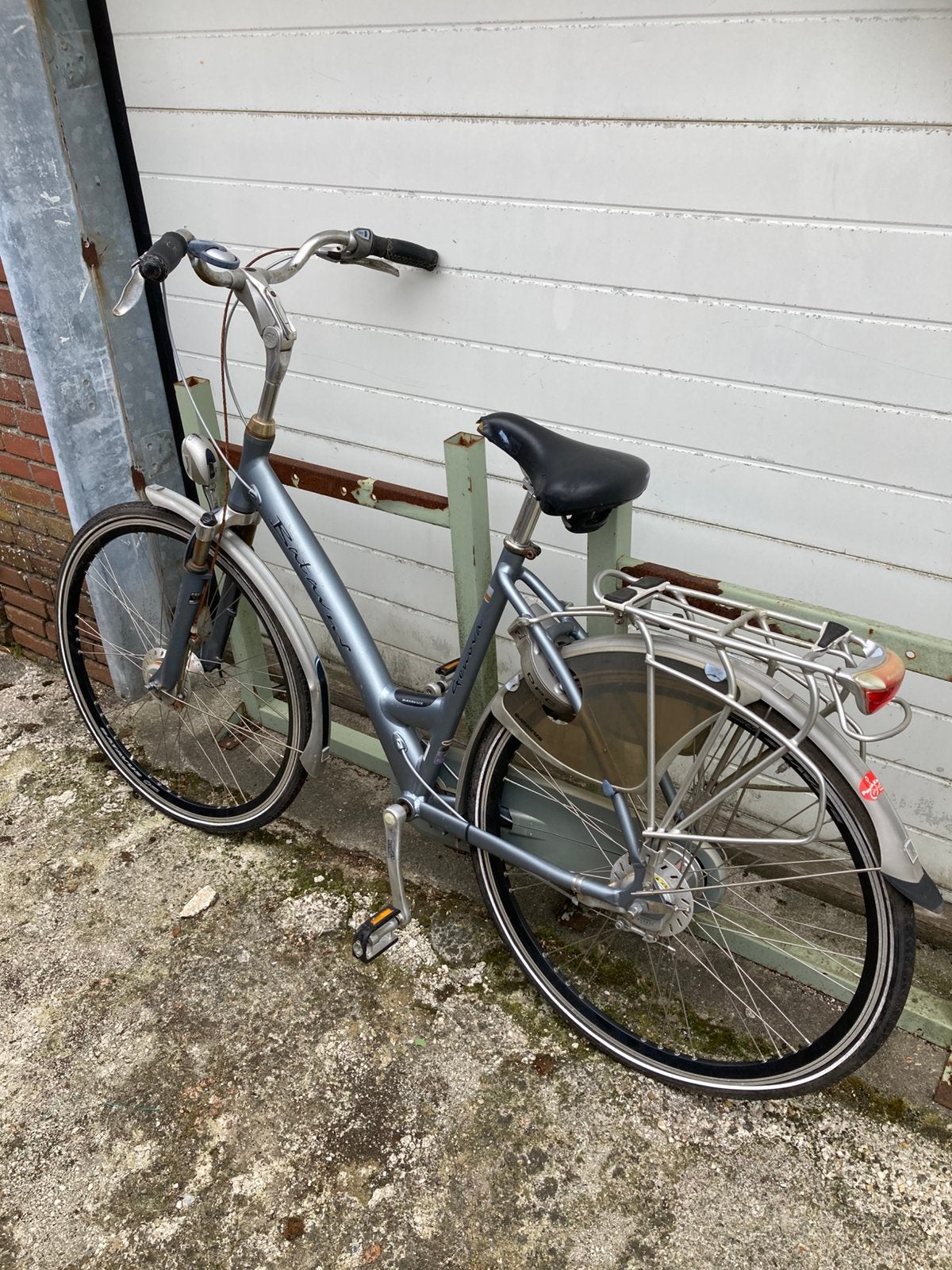 Damesfiets batavus Genova 8versnelingen, Fietsen en Brommers, Fietsen | Dames | Damesfietsen, Ophalen, Gebruikt, Batavus