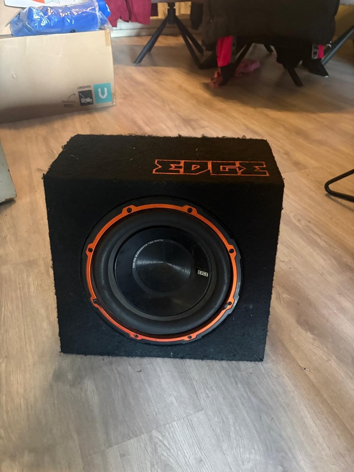 Edge subwoofer, Ophalen, Zo goed als nieuw