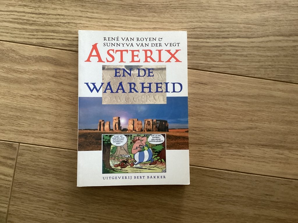 Asterix en de waarheid (1997), Eén stripboek, Ophalen of Verzenden, Zo goed als nieuw