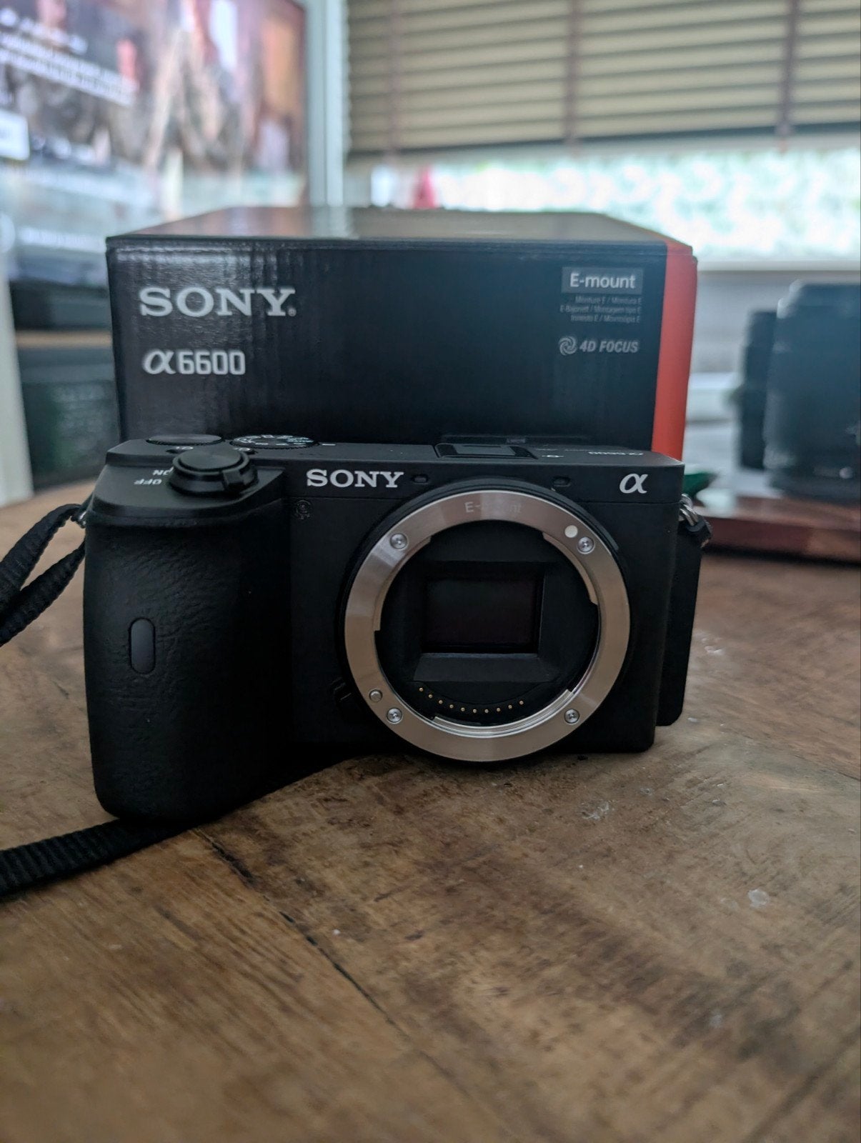 Sony A6600 + Sigma 18-50mm F/2.8 + Sony 18-135mm, Ophalen, Sony E-mount, Sony, Zo goed als nieuw