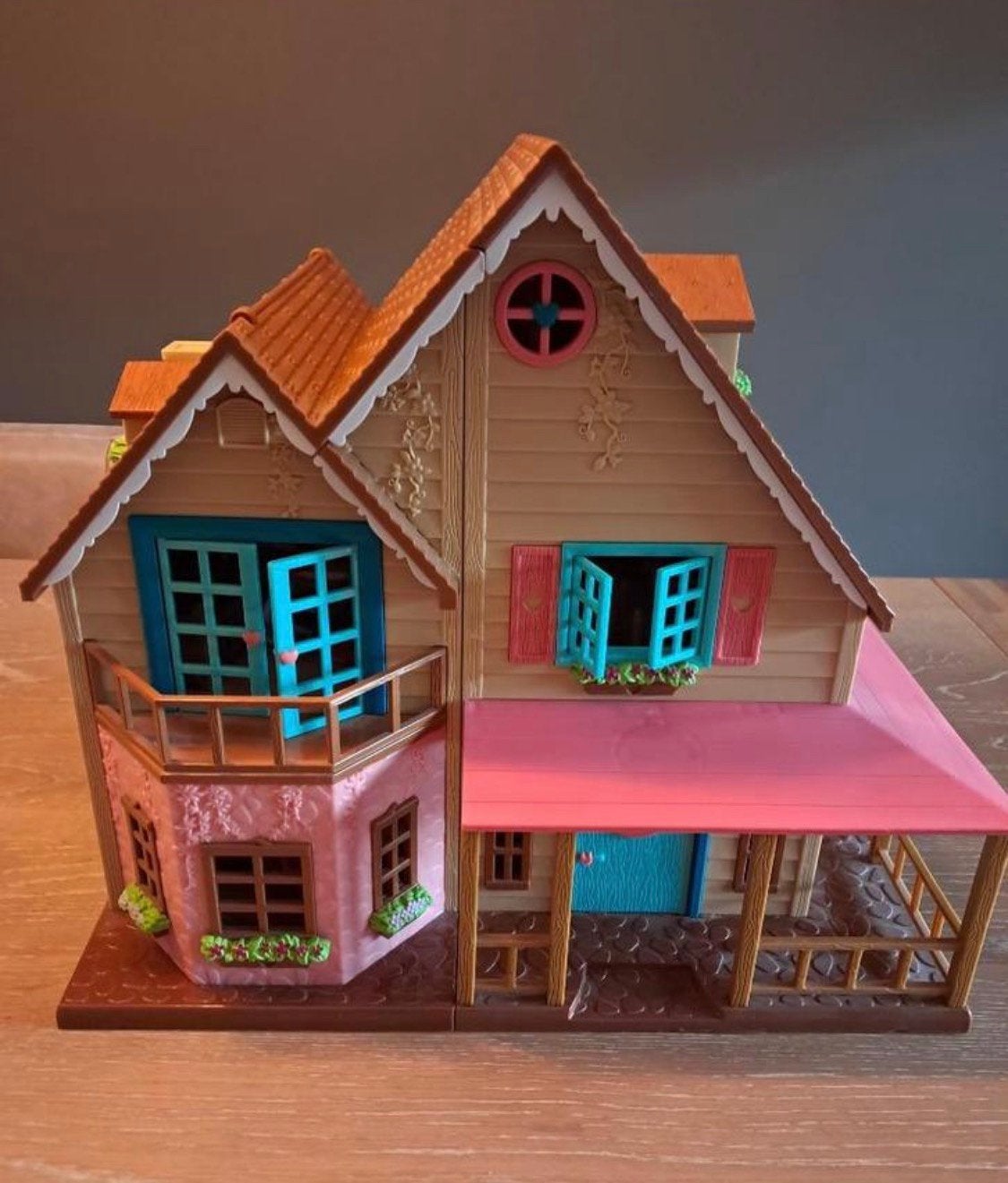 Poppenhuis voor Sylvanian Families, Kinderen en Baby's, Speelgoed | Poppenhuizen, Ophalen of Verzenden, Zo goed als nieuw, Poppenhuis