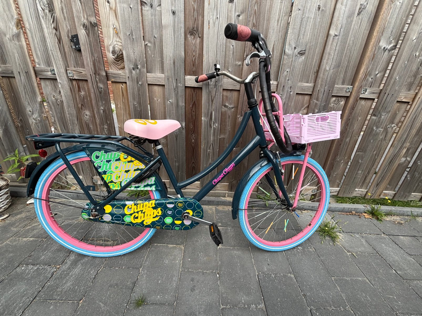 Leuke Chupa Chups fiets t/m ongeveer 10/11 jaar, Ophalen, Terugtraprem, 22 inch, Gebruikt