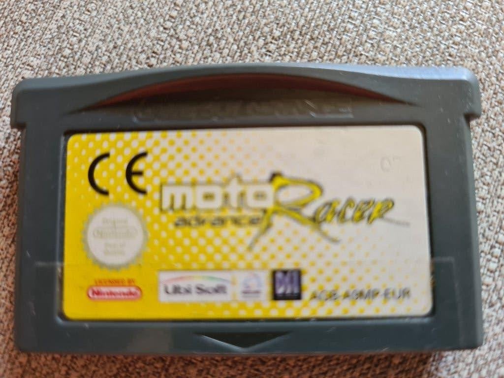 Moto Racer Advance (origineel), 1 speler, Racen en Vliegen, Ophalen of Verzenden, Zo goed als nieuw