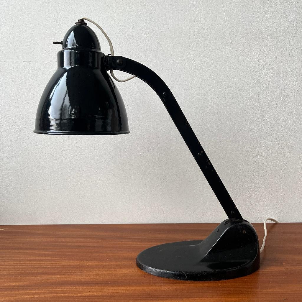 Vintage industrieel bauhaus lamp jaren 20 30 Viktoria Lampe, Antiek en Kunst, Antiek | Lampen, Ophalen of Verzenden