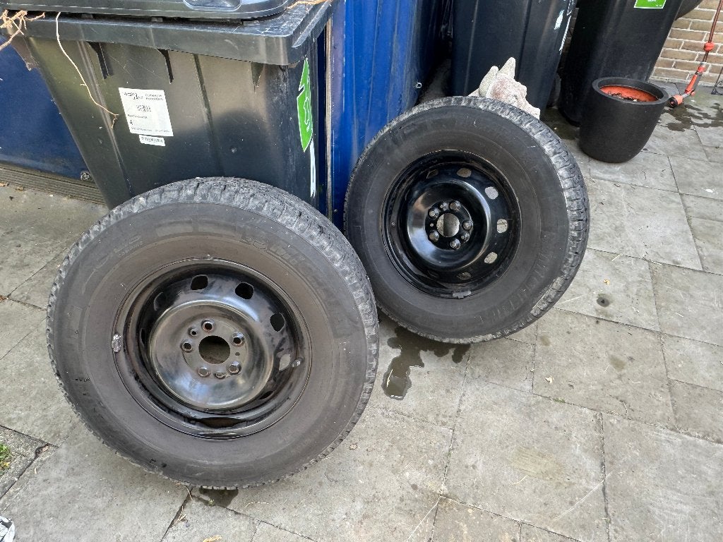 4 Michelin Agilis camper banden.  225/75/R16CP M+S, Ophalen, Gebruikt