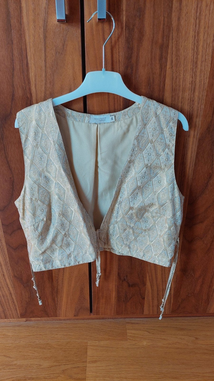 Goudkleurig topje/gilet Bon'A Parte maat 38, Kleding | Dames, Tops, Maat 38/40 (M), Overige kleuren, Ophalen of Verzenden, Zo goed als nieuw