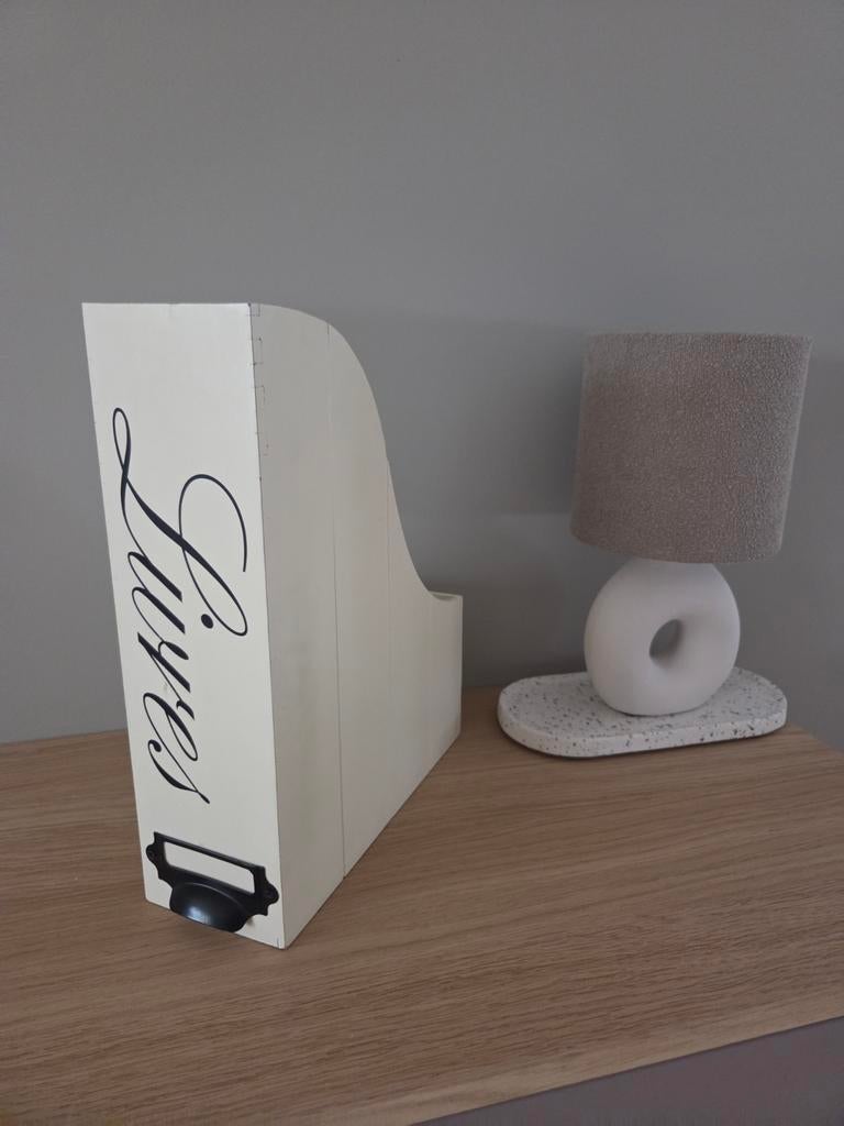 RM Houten Tijdschriftenhouder Wit - Oudere Collectie, Hout, Gebruikt, Beige, Ophalen of Verzenden