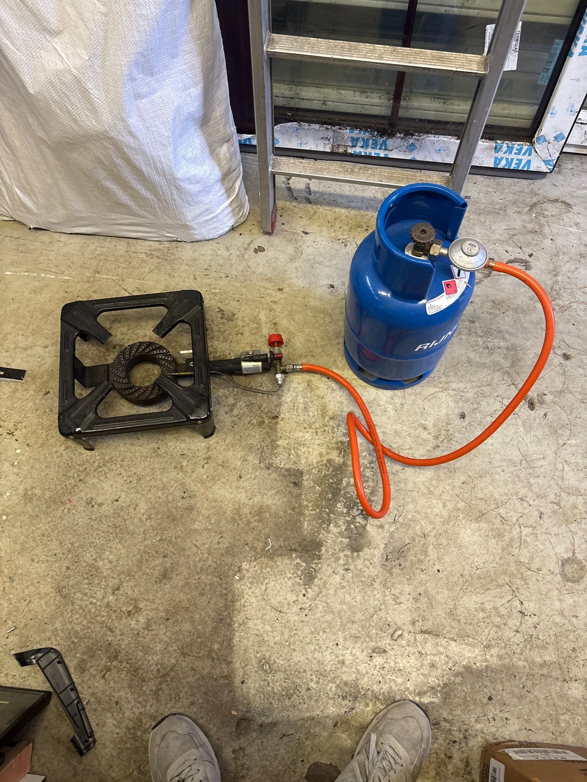 Gasbrander met gasfles - Ideaal voor buiten koken, F, Gebruikt, C, 3 kookzones of minder