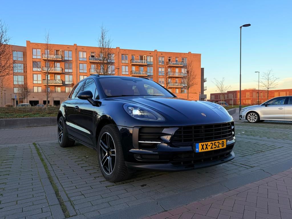 Porsche Macan 2.0 245pk PDK 2019 Zwart, Auto's, Porsche, Particulier, Macan, ABS, Achteruitrijcamera, Airbags, Airconditioning