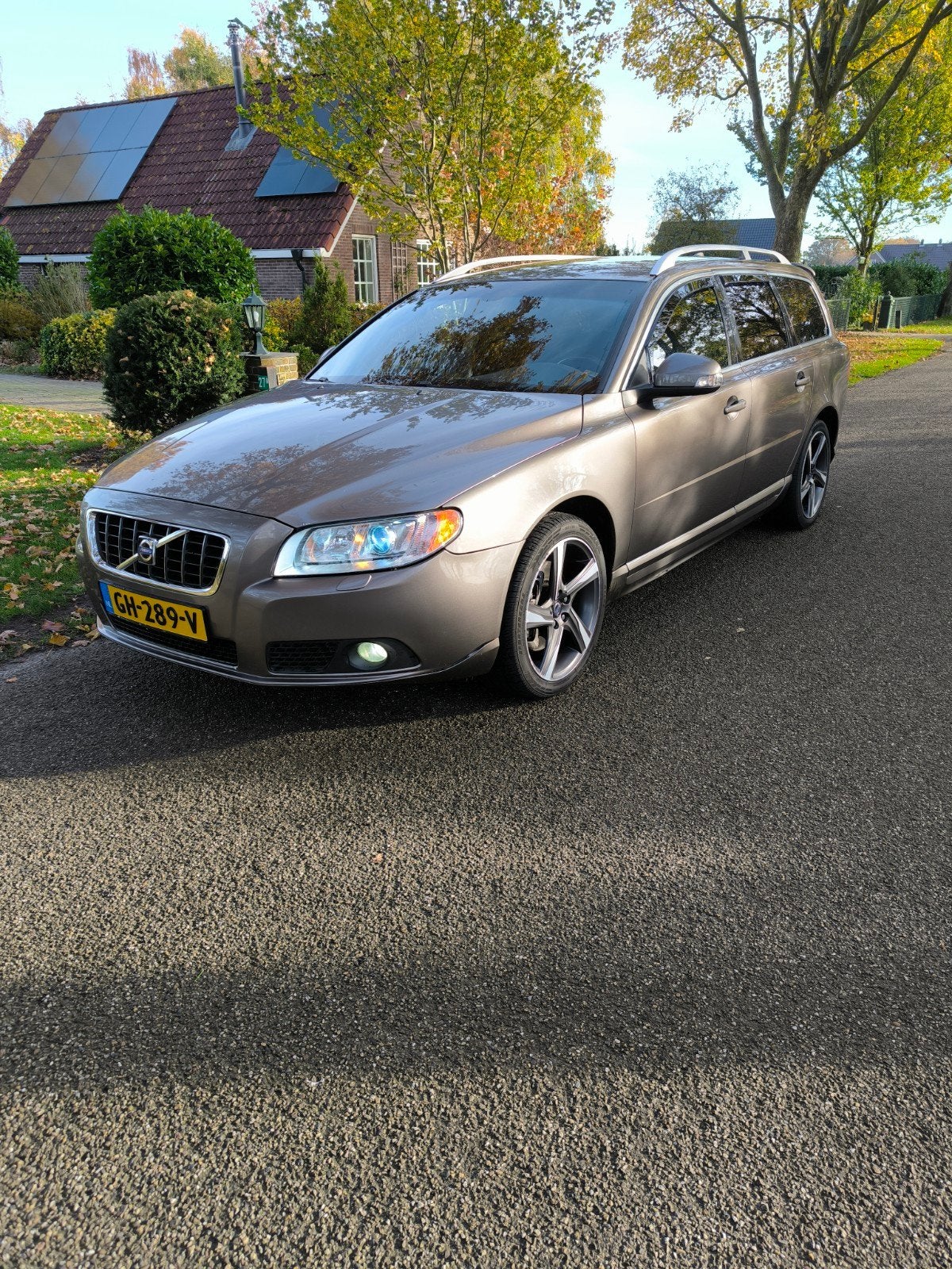Volvo V70 3,2 Aut. LPG/G3 zeer netjes!! NwAPK!!, 1800 kg, Zwart, 93 €/maand, 6 cilinders