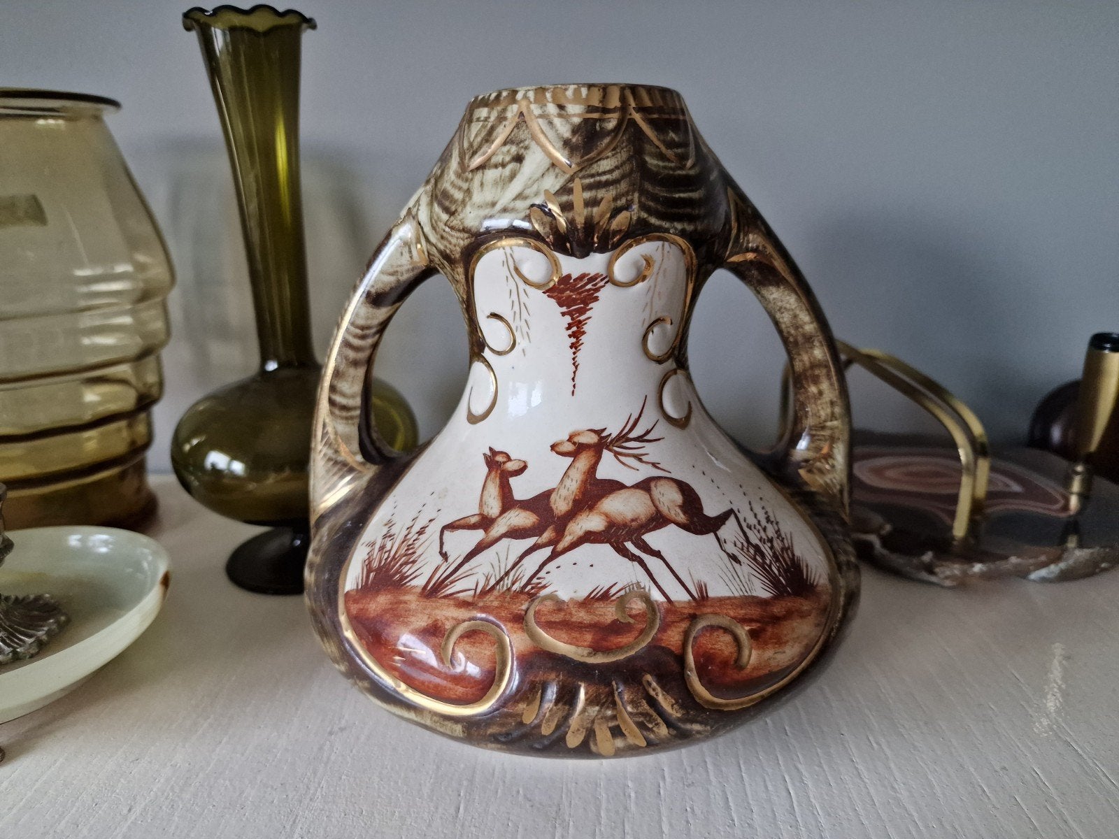 Vaas van Bequet : herten decor, Antiek en Kunst, Ophalen of Verzenden