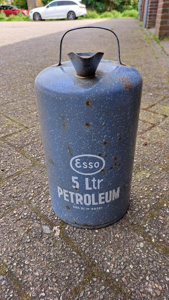 Esso emaille petroleumkan 5 liter, Ophalen