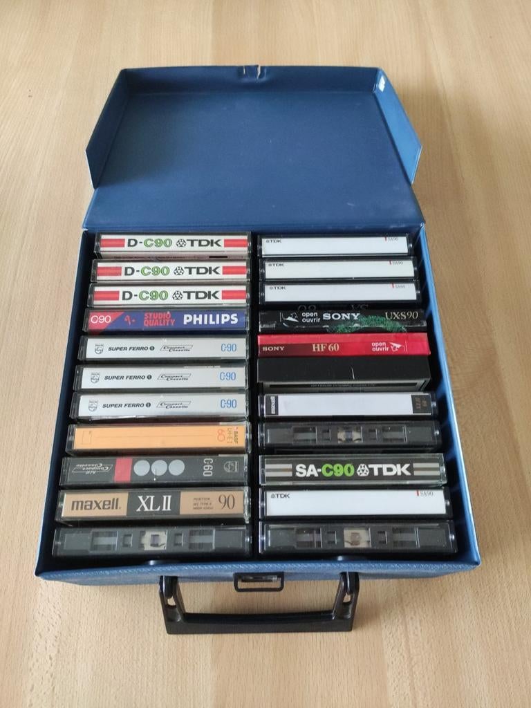 22 nieuwe cassettebandjes., Cd's en Dvd's, Cassettebandjes, Ophalen of Verzenden, Overige genres, 2 t/m 25 bandjes
