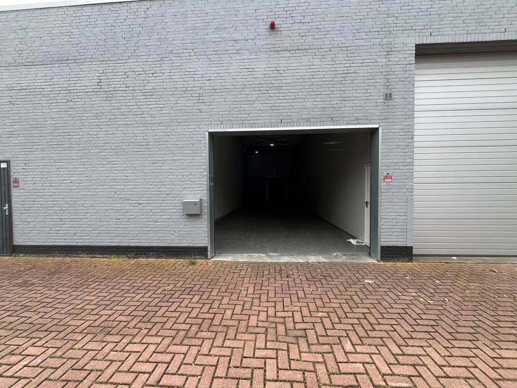 Loods/bedrijfsruimte/ hoensbroek heerlen brunssum te huur, 265 m², Huur, Bedrijfsruimte
