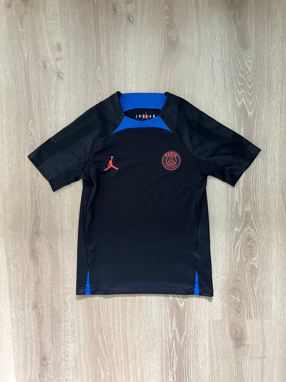 PSG trainingsshirt Jordan 22/23 Maat 137-147, Jongen of Meisje, Jordan, Sport- of Zwemkleding, Jordan