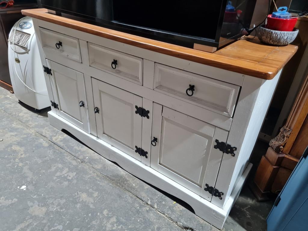 Landelijk dressoir met 3 lades en 3 deuren - Wit/Hout, Gebruikt, 100 tot 150 cm, Landelijk, Barok